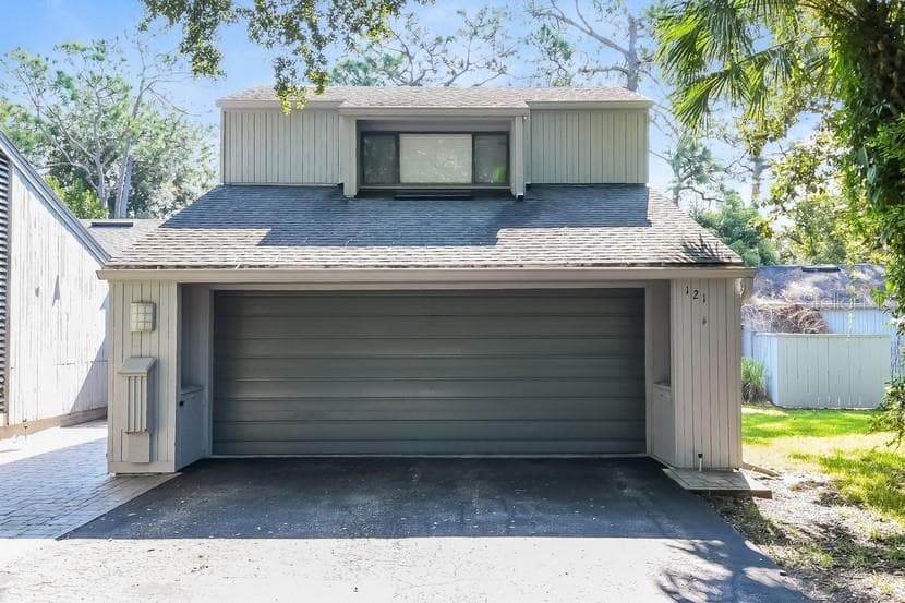 121 PRIMROSE DRIVE LONGWOOD, FL 32779
