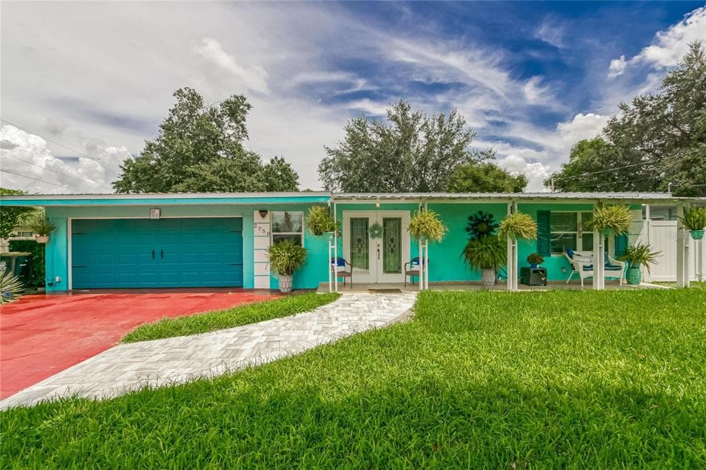 2750 WOODLAWN DRIVE WINTER HAVEN, FL 33881