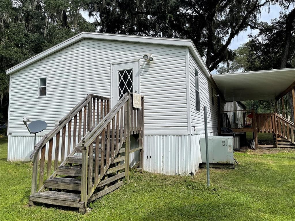 22320 HASLAGE LANE BROOKSVILLE, FL 34601