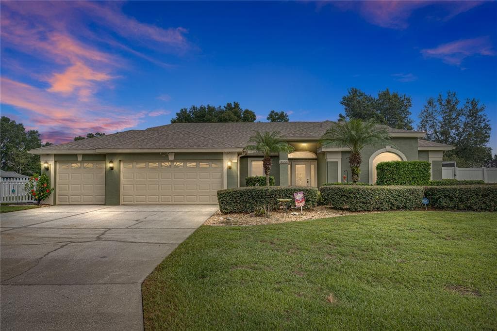 36225 OAK KNOLL LOOP DADE CITY, FL 33525