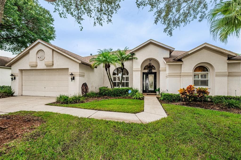 10725 AYRSHIRE DRIVE TAMPA, FL 33626
