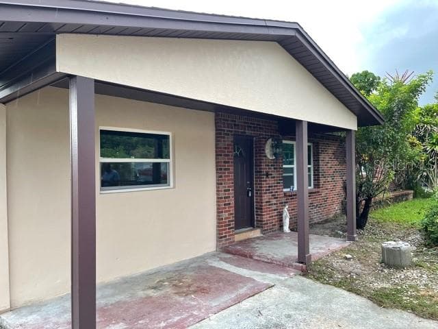 9591 CRESTVIEW STREET SEMINOLE, FL 33772