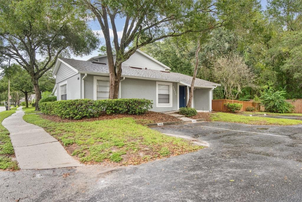 15101 MORNING DRIVE LUTZ, FL 33559