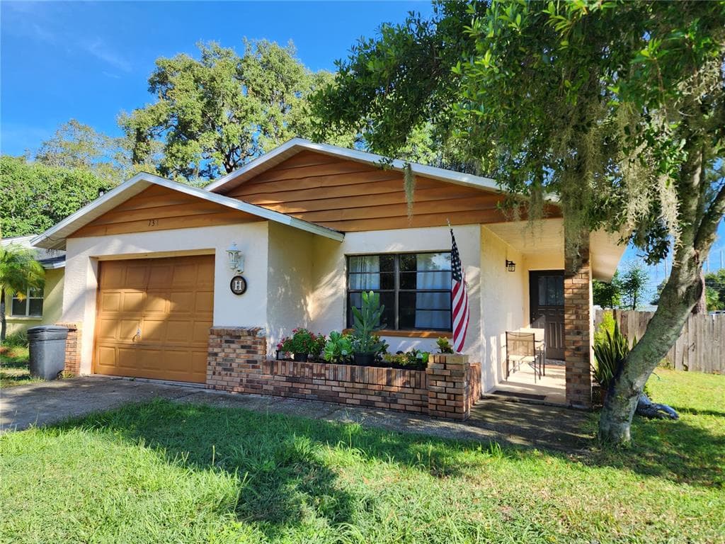 731 LOCUST STREET TARPON SPRINGS, FL 34689
