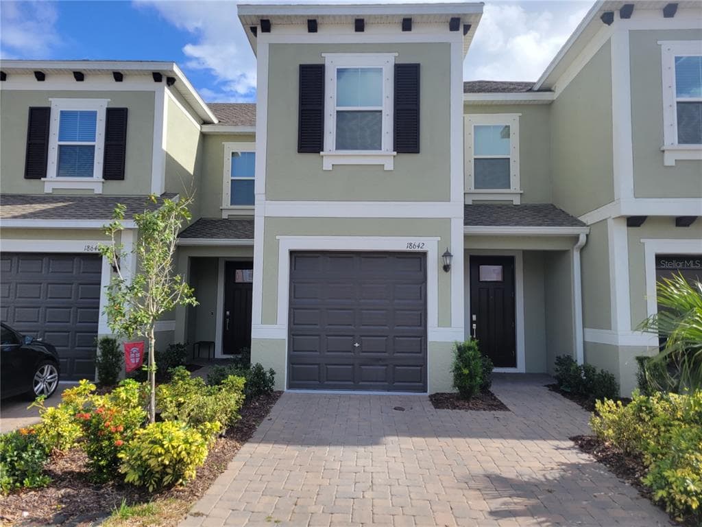 18642 NOBLE CASPIAN DRIVE LUTZ, FL 33558