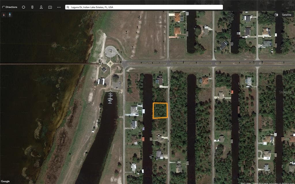 5 PALMETTO DRIVE S INDIAN LAKE ESTATES, FL 33855