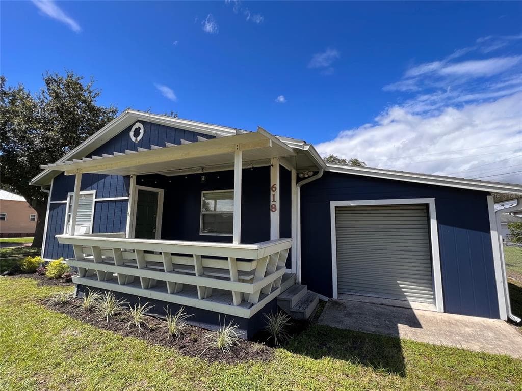 618 S LAUREL AVENUE SANFORD, FL 32771