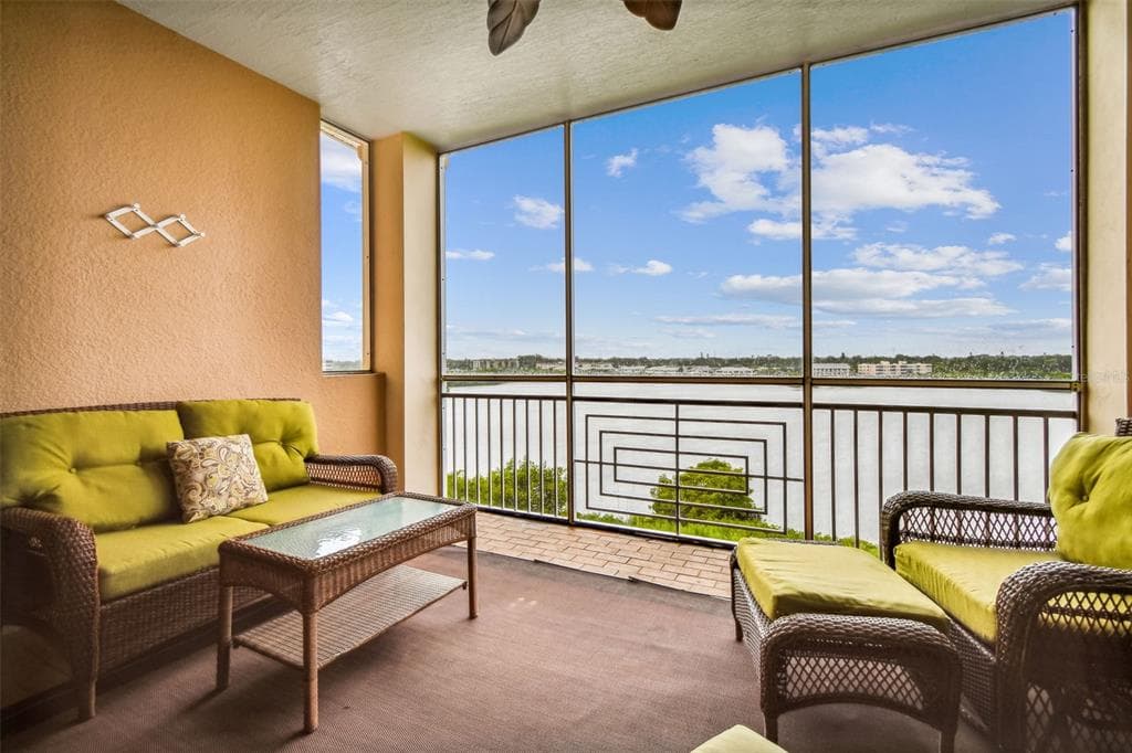 10002 KEY HAVEN ROAD UNIT 602 SEMINOLE, FL 33777