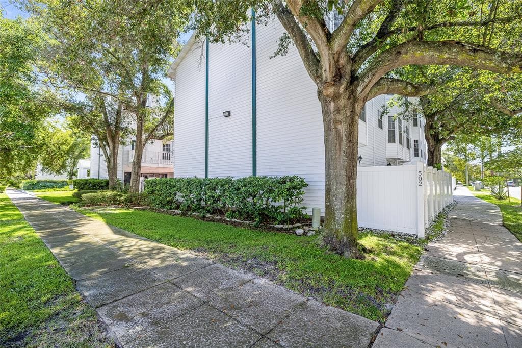 502 S WILLOW AVENUE UNIT 3 TAMPA, FL 33606