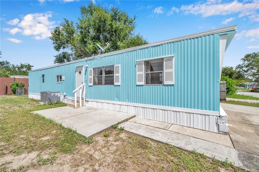 6537 TRALEE AVE NEW PORT RICHEY, FL 34653
