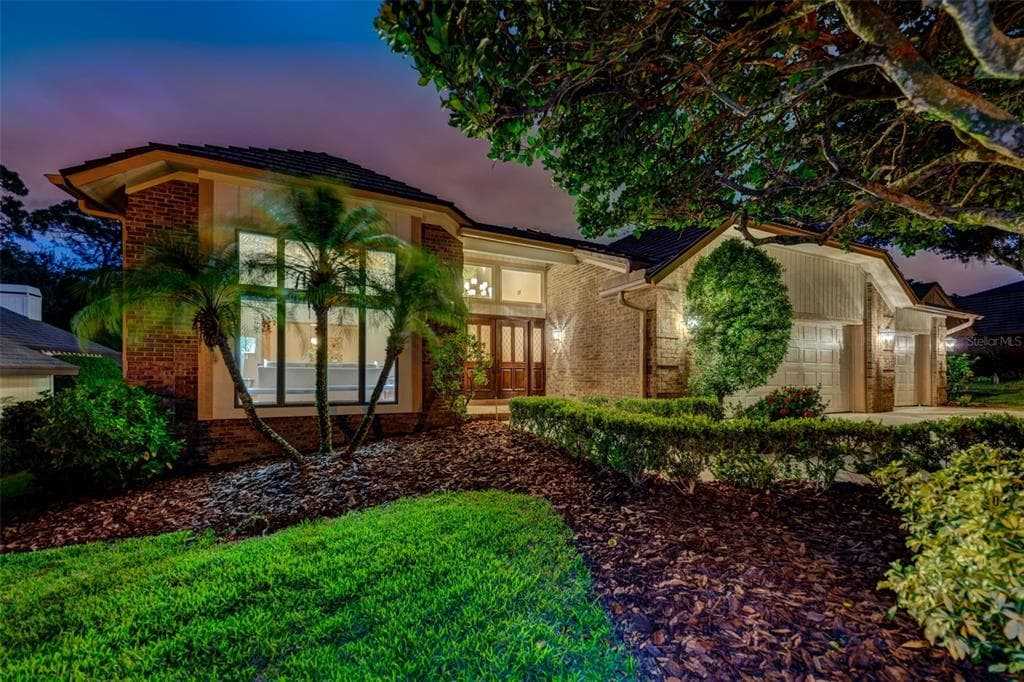 3520 SHORELINE CIRCLE PALM HARBOR, FL 34684