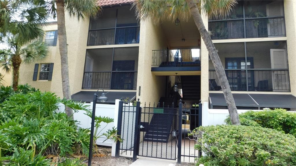 107 S OBRIEN STREET UNIT 218