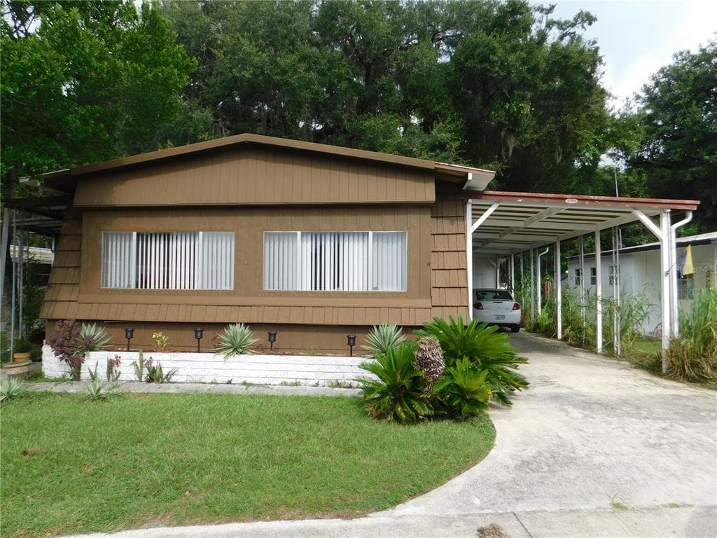 3705 MULLER DRIVE ZEPHYRHILLS, FL 33540