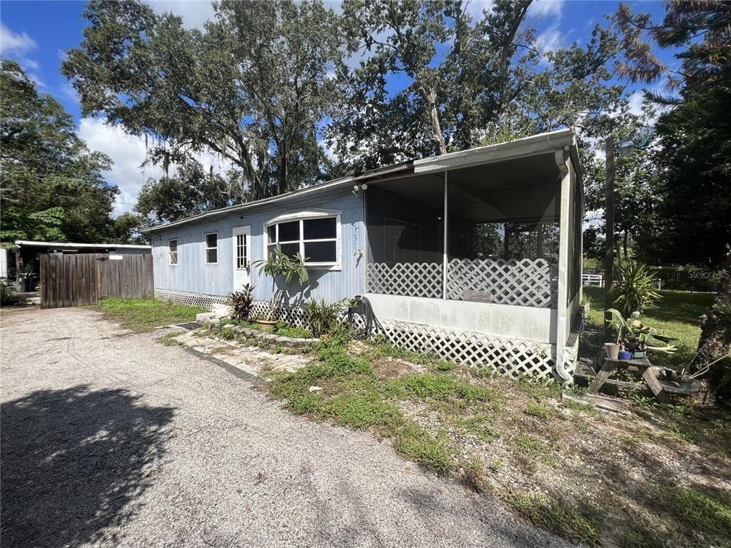 508 BRIAR MEADOWS DRIVE