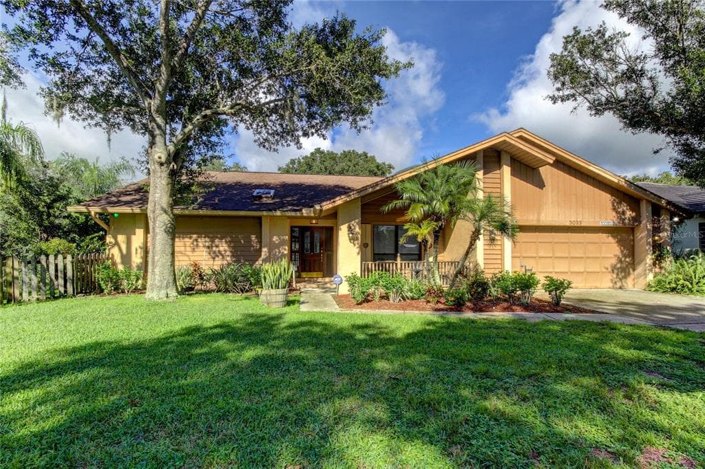 3033 RAINBOW COURT SAFETY HARBOR, FL 34695