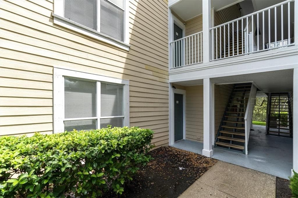 10110 WINSFORD OAK BOULEVARD UNIT 602 TAMPA, FL 33624
