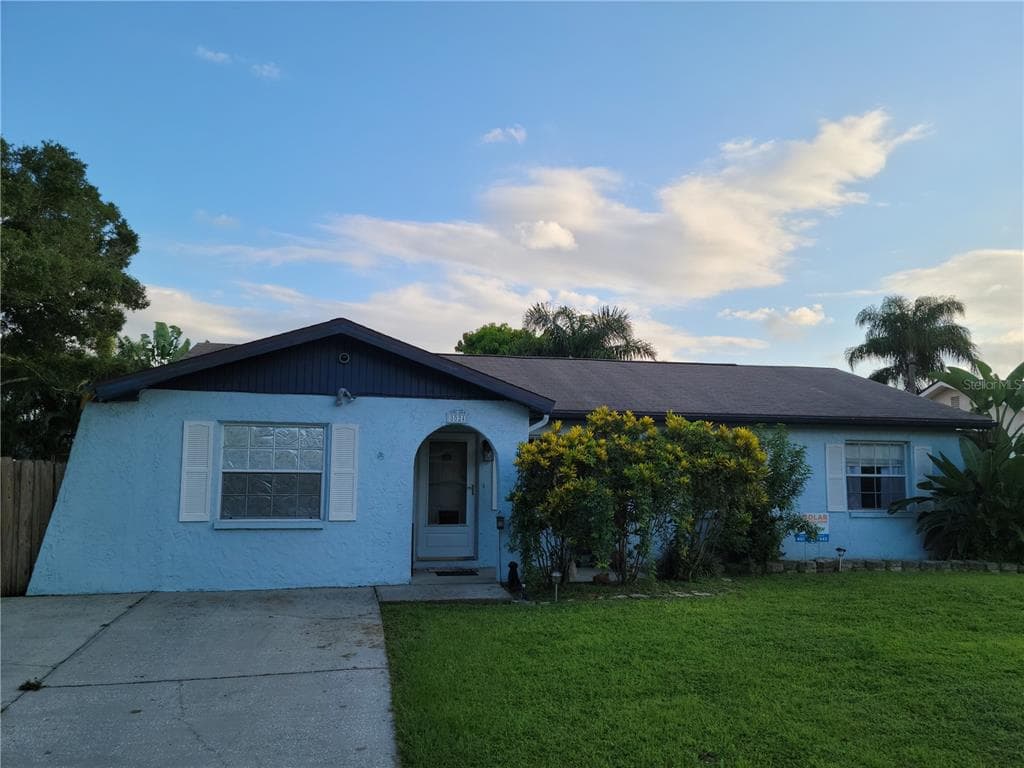 8024 CANDLEWOODE DRIVE