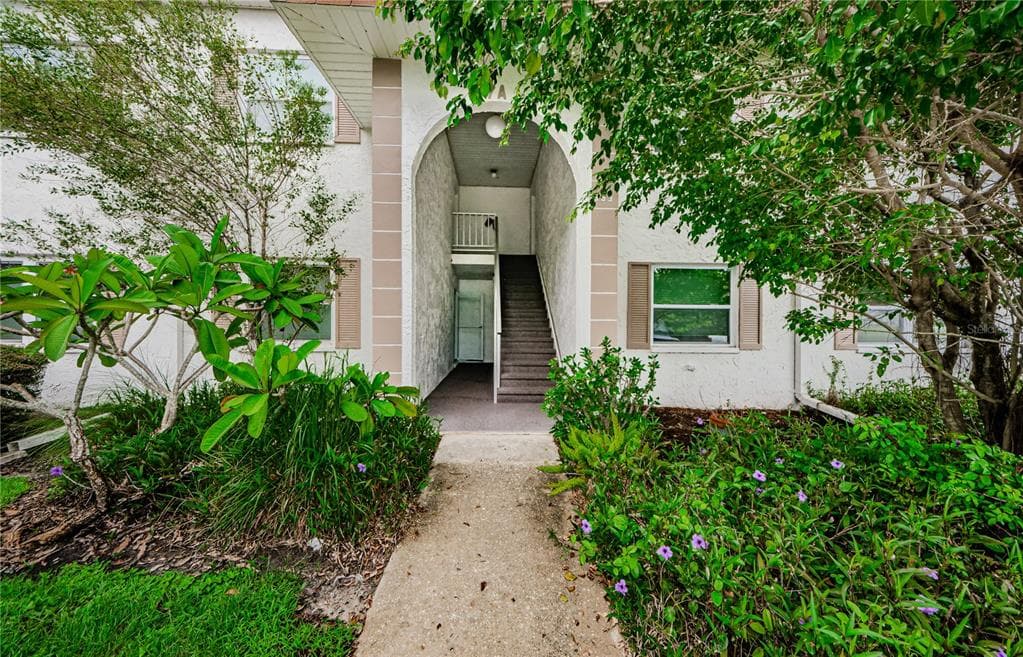 383 S MCMULLEN BOOTH ROAD UNIT 68 CLEARWATER, FL 33759