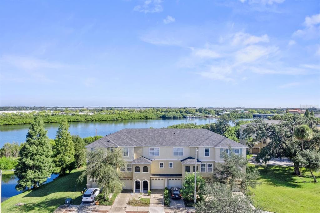 4836 TUSCAN LOON DRIVE TAMPA, FL 33619
