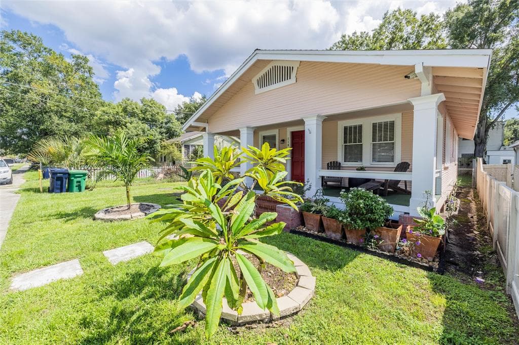110 W CHELSEA STREET TAMPA, FL 33603