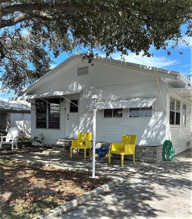 1830 LULLABY DRIVE HOLIDAY, FL 34691