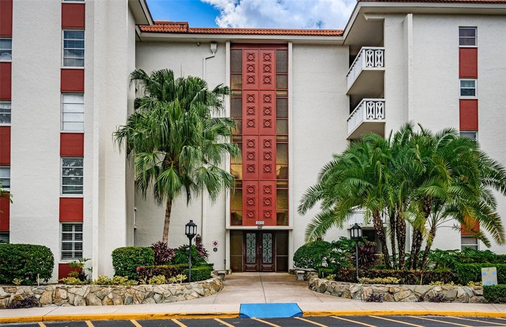 2630 PEARCE DRIVE UNIT 209 CLEARWATER, FL 33764