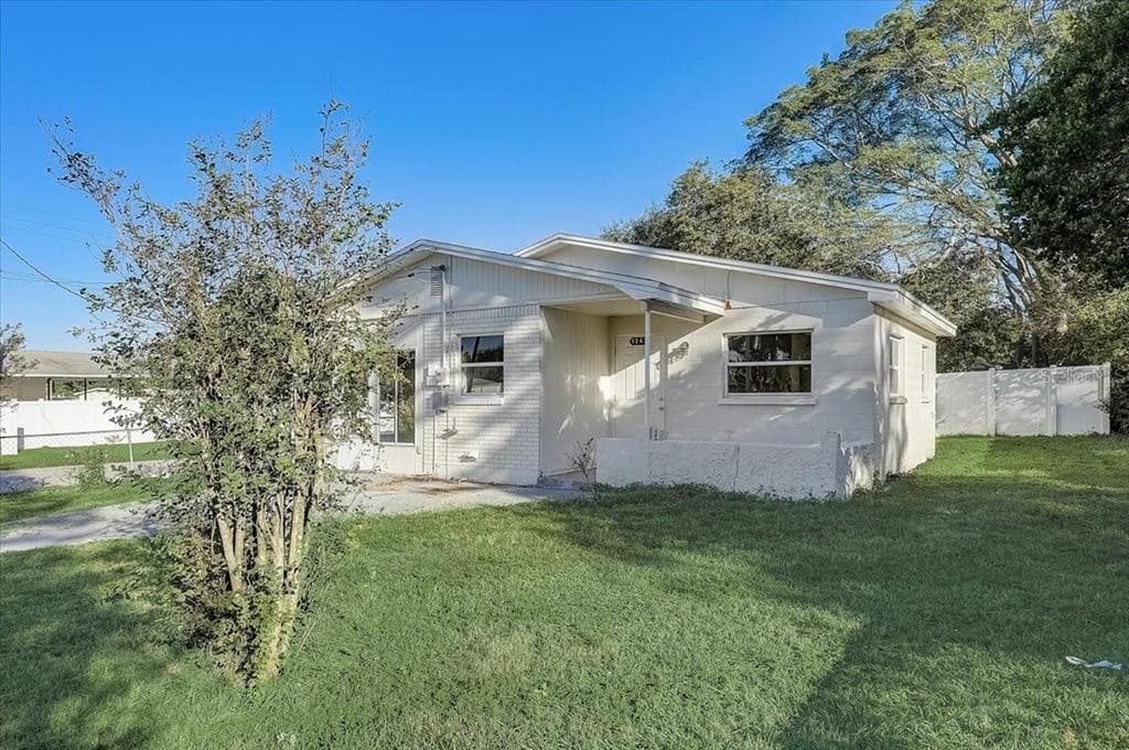 1247 DOROTHY STREET