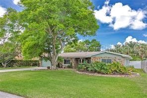 546 LOIS LANE BELLEAIR BLUFFS, FL 33770