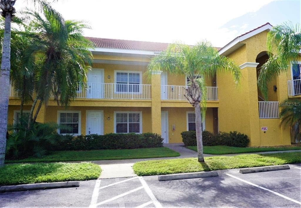 21012 PICASSO COURT UNIT J204 LAND O LAKES, FL 34637