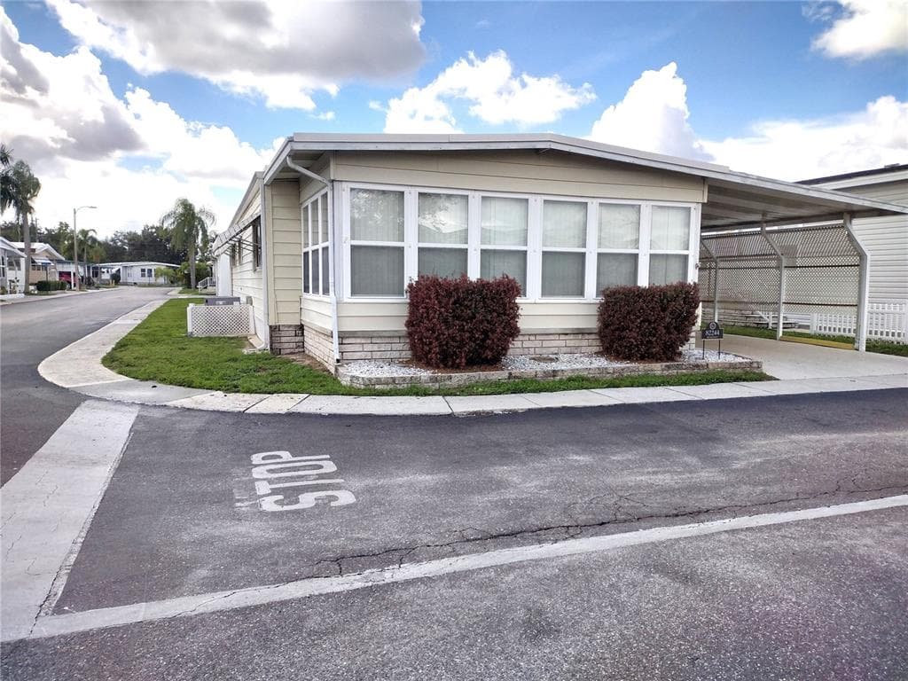 82244 3RD AVENUE N PINELLAS PARK, FL 33781
