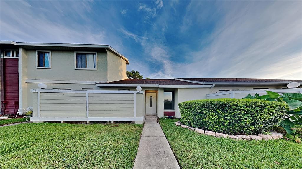68 PINE ISLAND CIRCLE KISSIMMEE, FL 34743