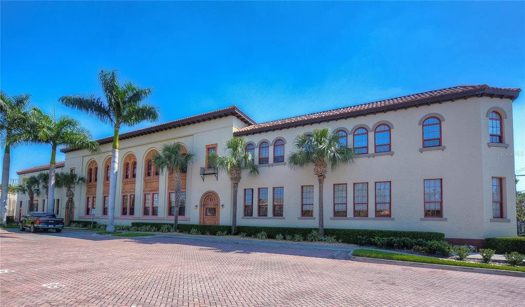 1501 W HORATIO STREET UNIT 120 TAMPA, FL 33606