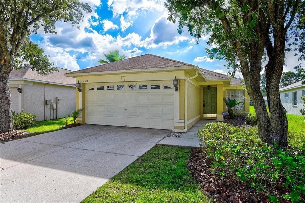 18106 PORTSIDE STREET TAMPA, FL 33647