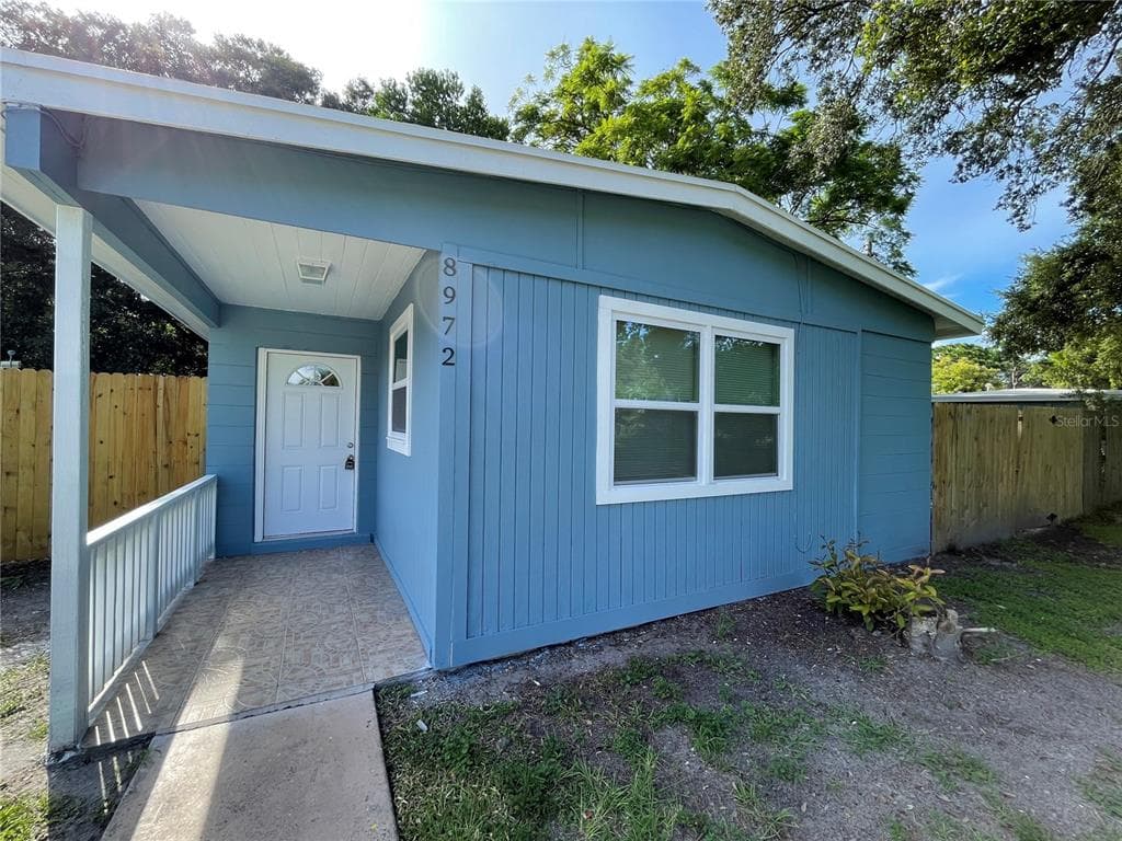 8972 92ND STREET SEMINOLE, FL 33777