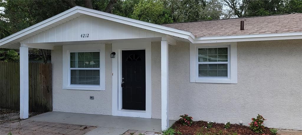 4212 E MILLER AVENUE TAMPA, FL 33617