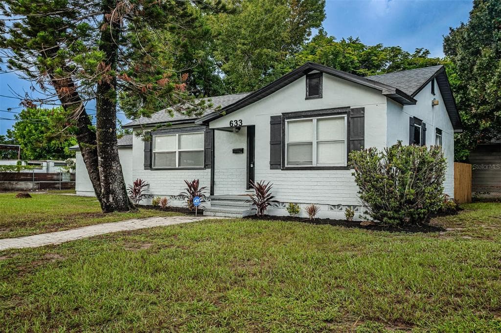 633 42ND STREET S ST PETERSBURG, FL 33711