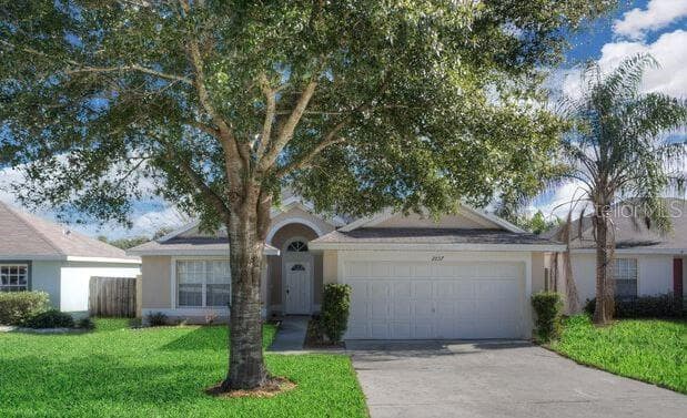 2037 FISH EAGLE STREET CLERMONT, FL 34714