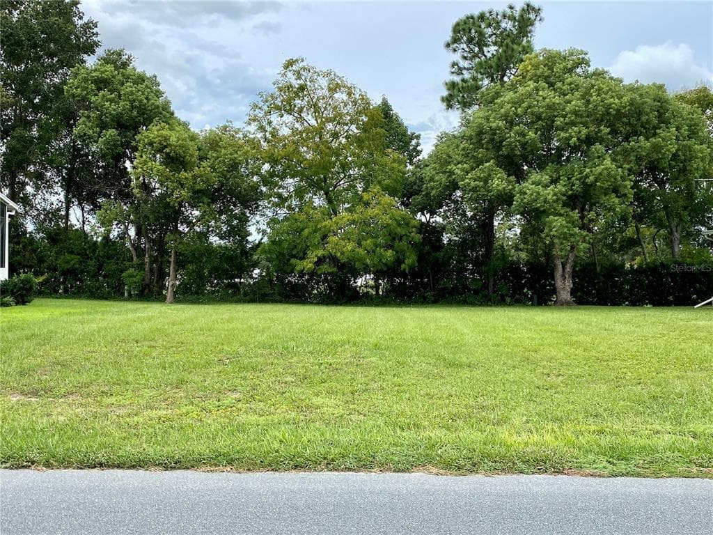 7517 FAIRLANE AVENUE BROOKSVILLE, FL 34613