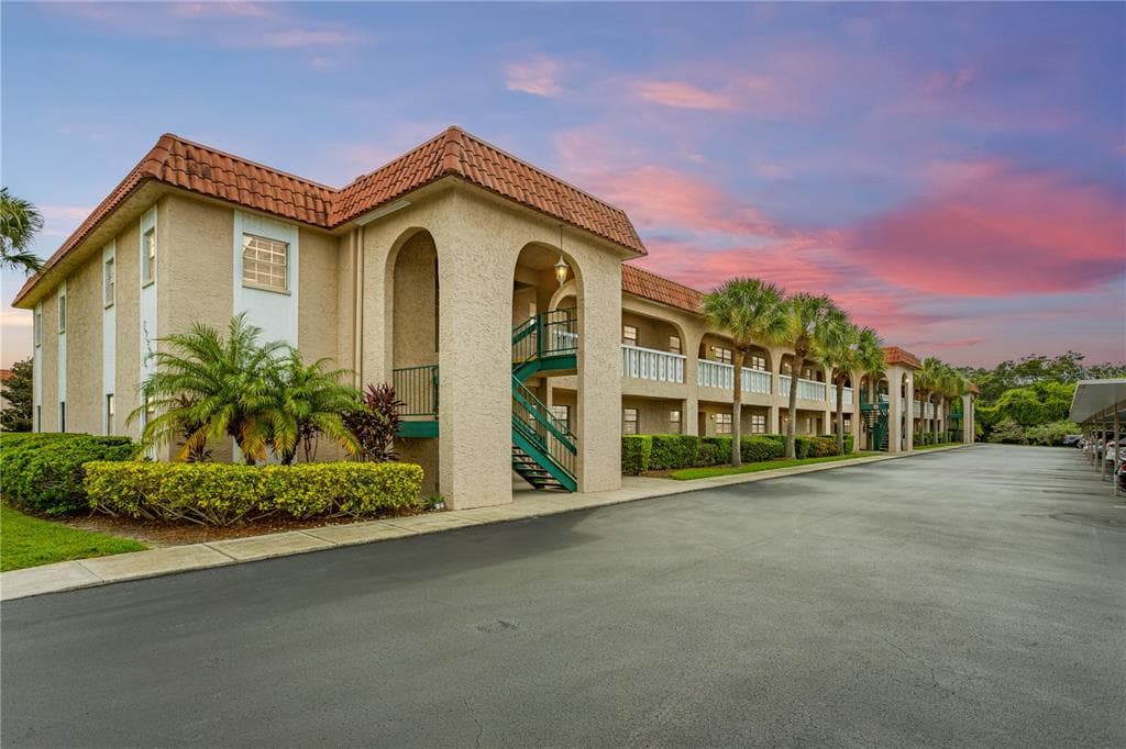 1750 BELLEAIR FOREST DRIVE UNIT A13 BELLEAIR, FL 33756