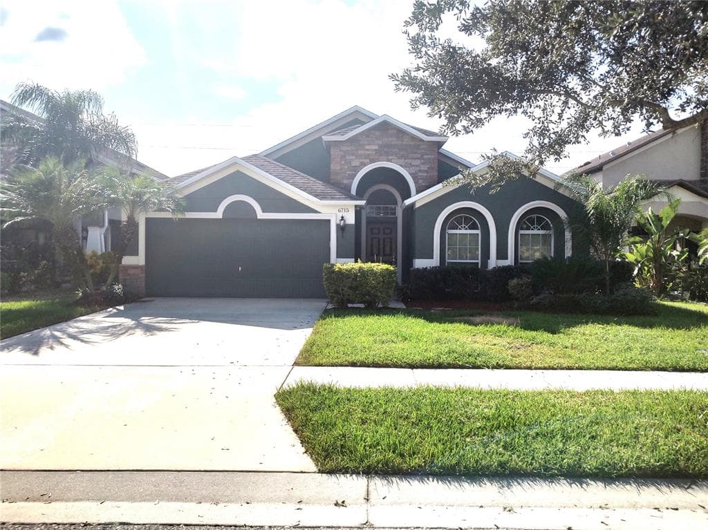6715 BOULDER RUN LOOP WESLEY CHAPEL, FL 33545
