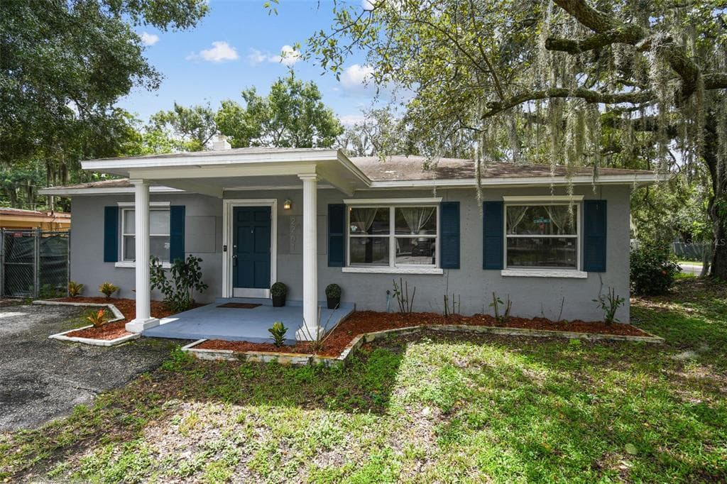 2201 E IDLEWILD AVENUE TAMPA, FL 33610