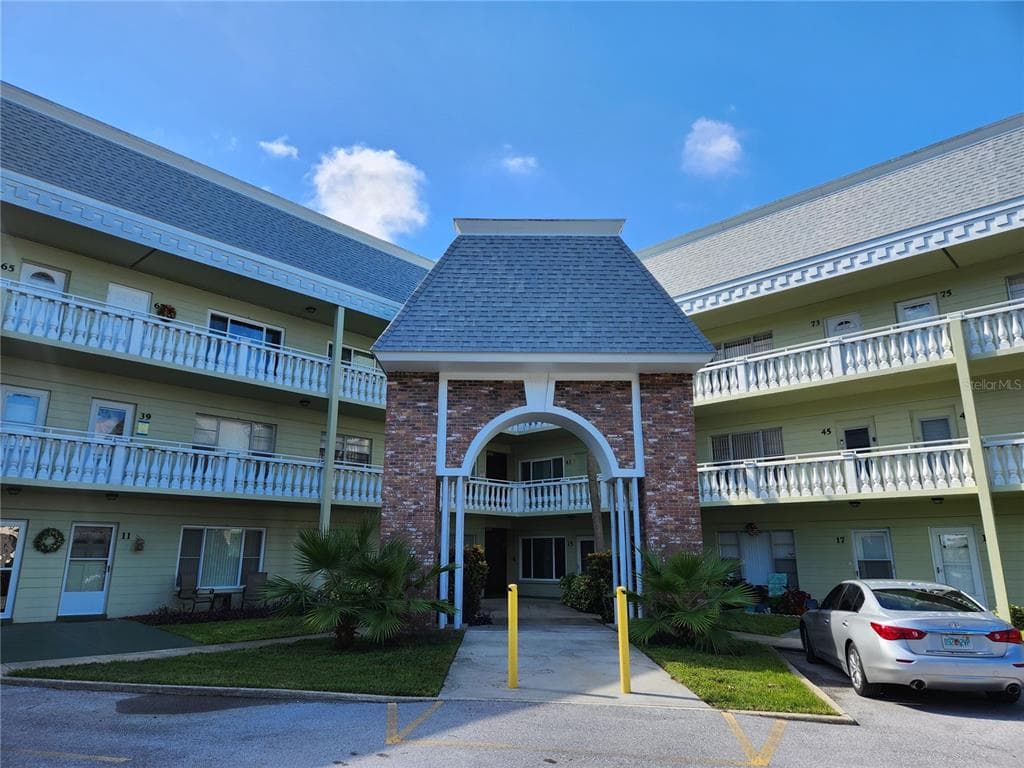 2459 COLUMBIA DRIVE UNIT 15 CLEARWATER, FL 33763