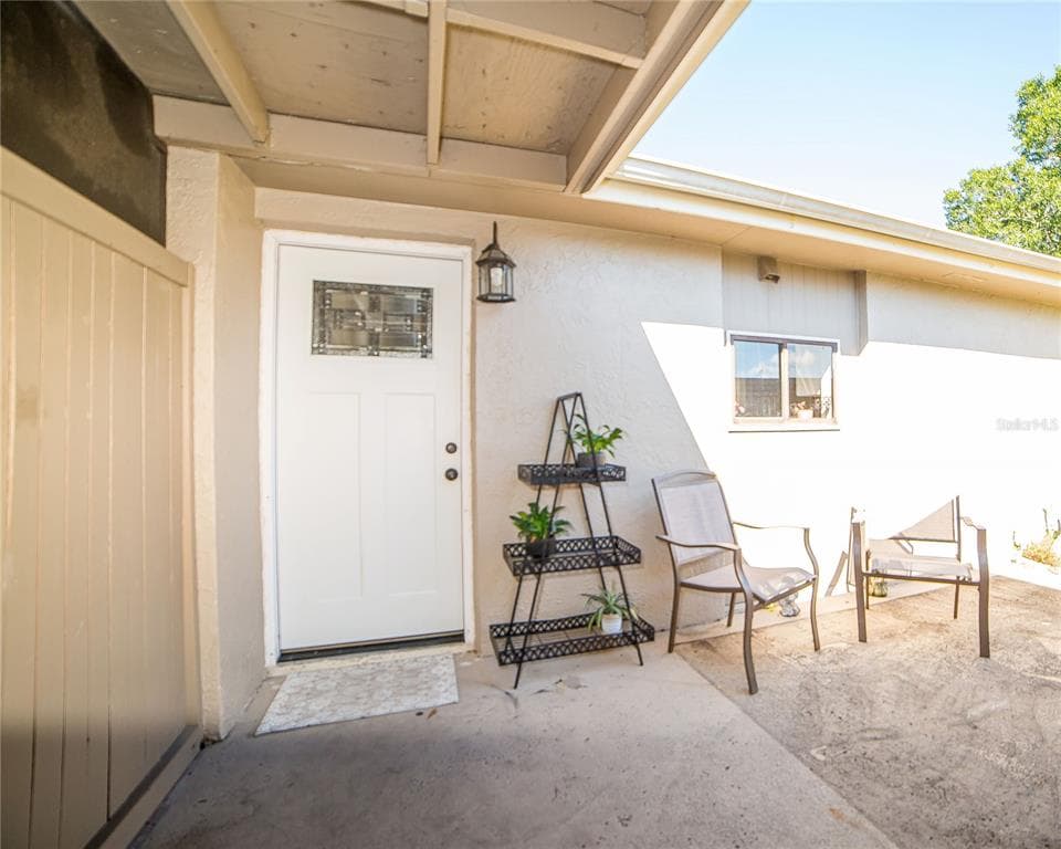 8712 PLUM LANE TEMPLE TERRACE, FL 33637