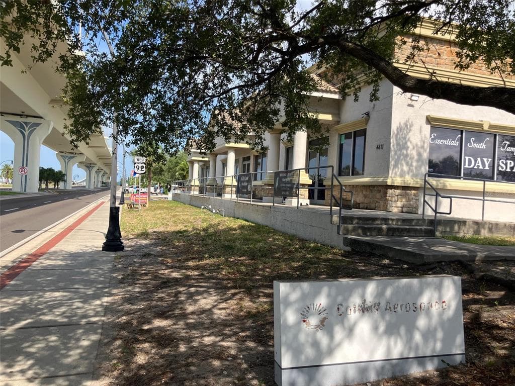 4811 W GANDY BOULEVARD UNIT A TAMPA, FL 33611