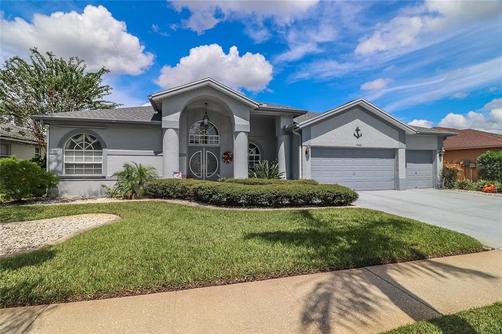 13026 PRESTWICK DRIVE RIVERVIEW, FL 33579