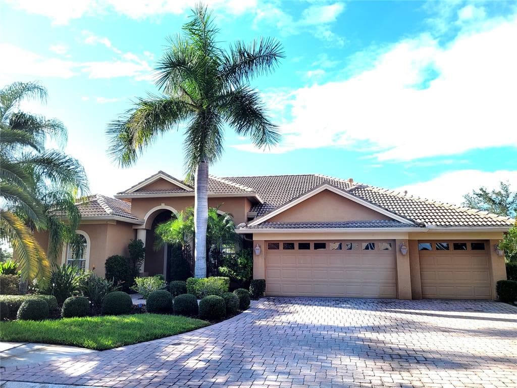 10849 BARBADOS ISLE DRIVE TAMPA, FL 33647