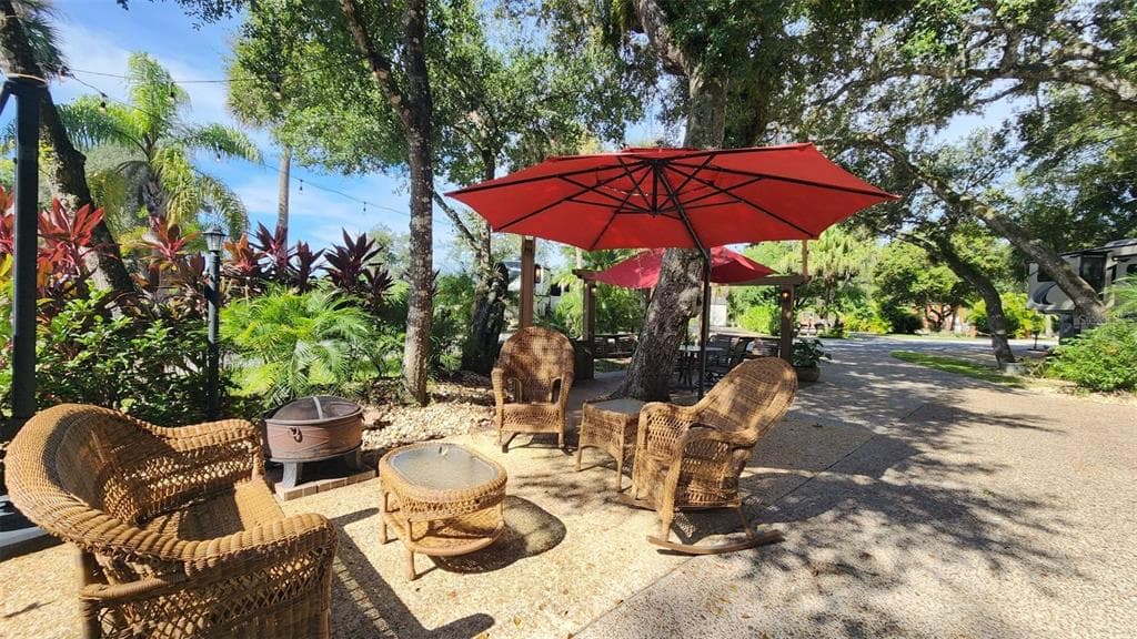 419 LONGHORN DRIVE LAKE WALES, FL 33898