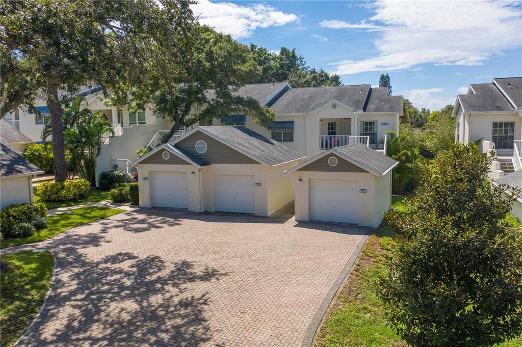 14740 SHIPWATCH TRACE UNIT 1946 LARGO, FL 33774