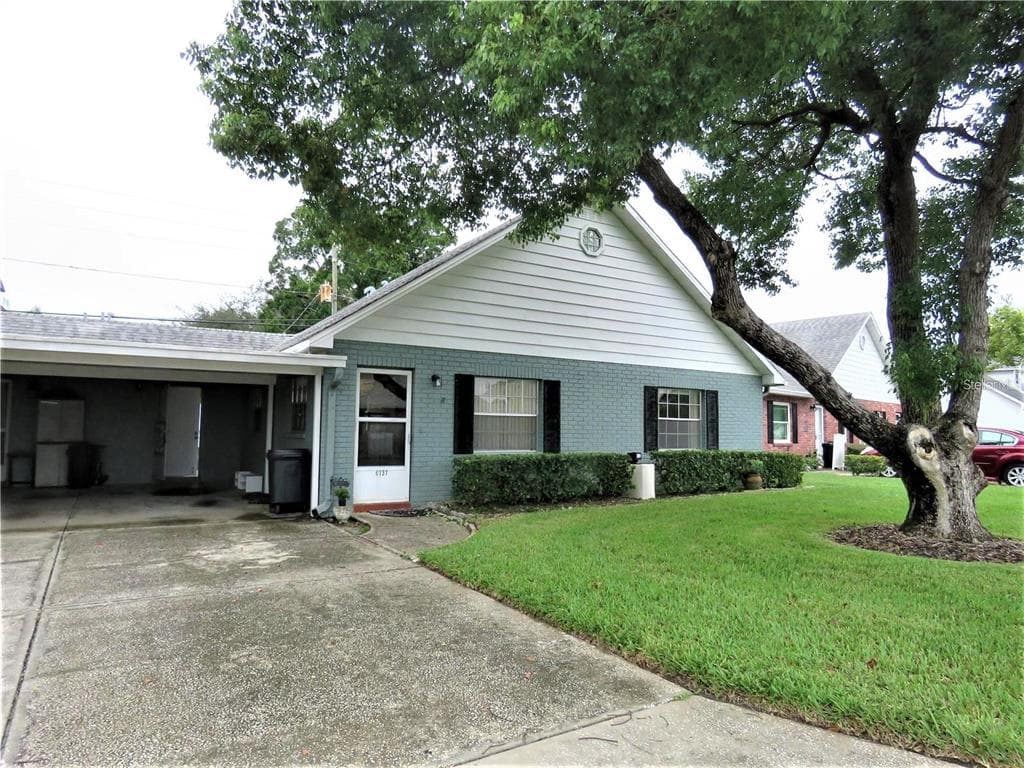 6137 ELMHURST DR UNIT 8B NEW PORT RICHEY, FL 34653