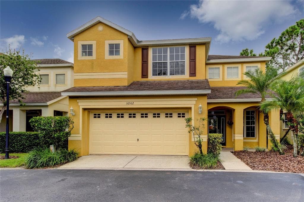 10502 BARNSTABLE COURT TAMPA, FL 33626